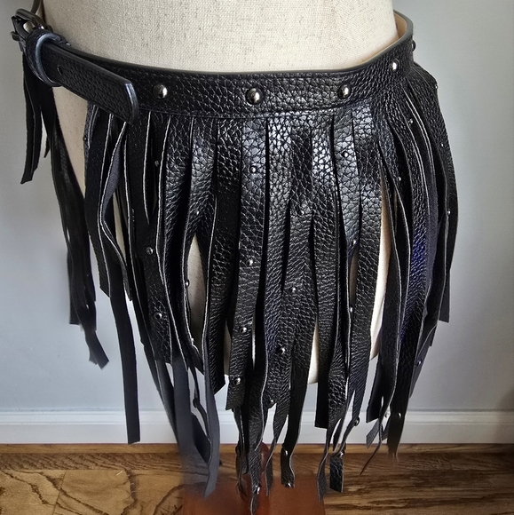 BCBGMaxazria, Black Fringe Vegan Leather Studded Statement Belt, Size Medium - Picture 8 of 12